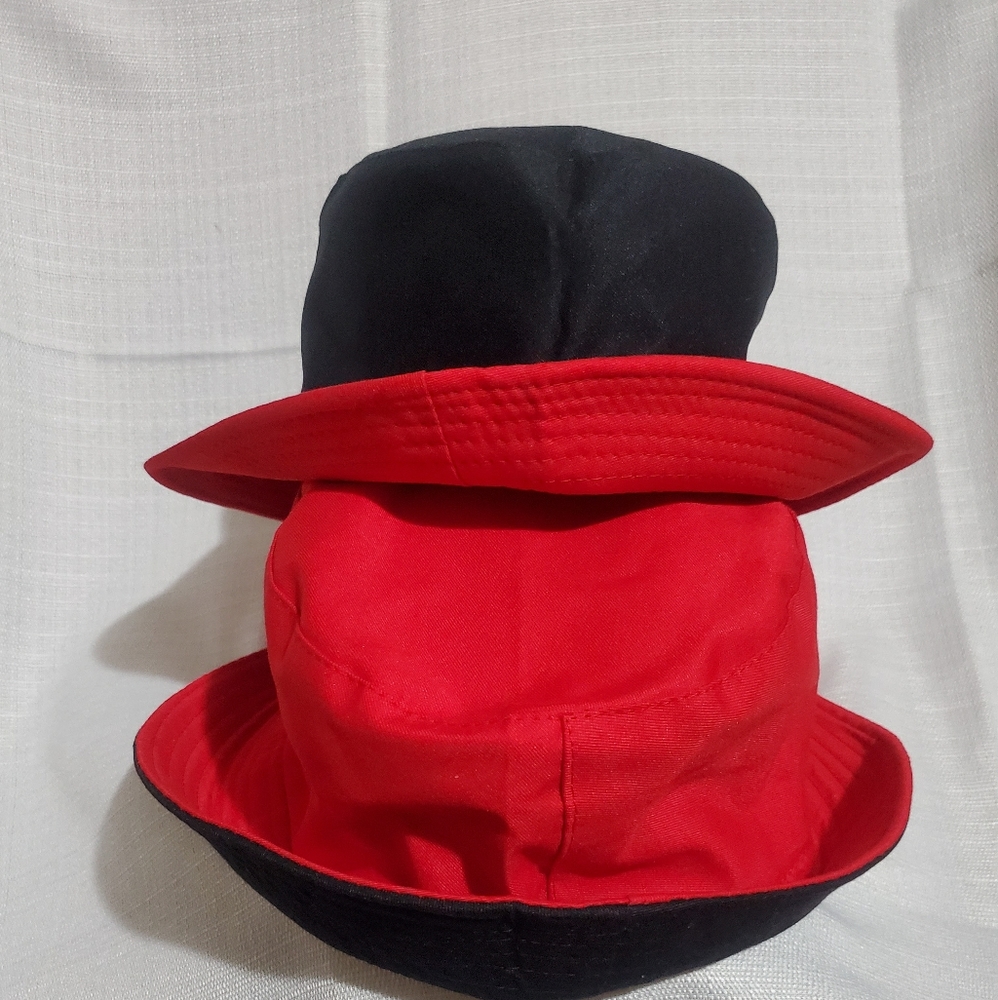 Bucket hat